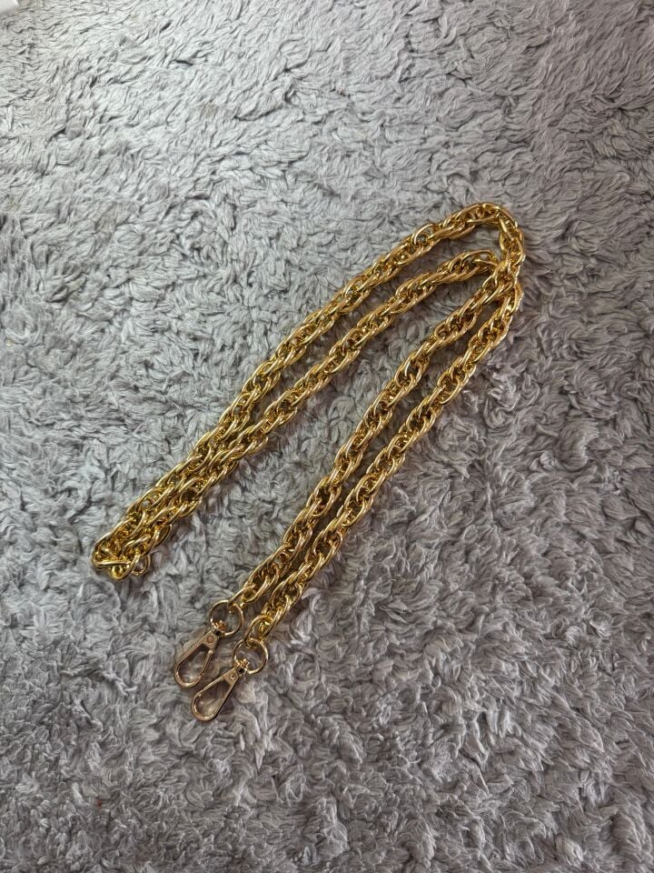 Üçlü Burgu Zincir Çanta Sapı